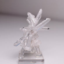 Load image into Gallery viewer, Quartz (var. solution quartz)