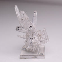 Load image into Gallery viewer, Quartz (var. solution quartz)