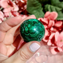 Load image into Gallery viewer, Malachite Sphere