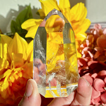 Load image into Gallery viewer, AAA Grade Quartz Tower