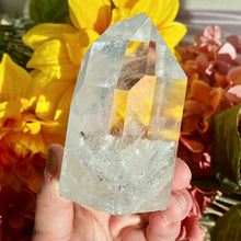 Load image into Gallery viewer, AAA Grade Quartz Tower