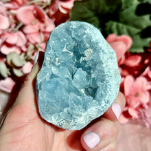 Load image into Gallery viewer, Celestite