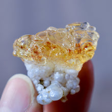 Load image into Gallery viewer, Hyalite Opal