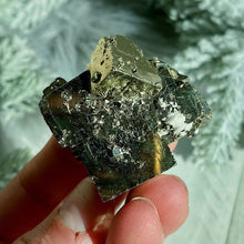 Load image into Gallery viewer, Pyrite