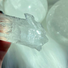 Load image into Gallery viewer, Lemurian Quartz