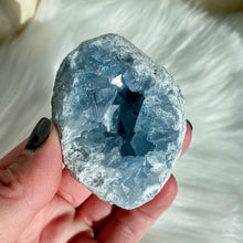 Load image into Gallery viewer, Celestite