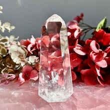 Load image into Gallery viewer, Clear Quartz Tower