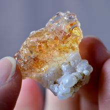 Load image into Gallery viewer, Hyalite Opal