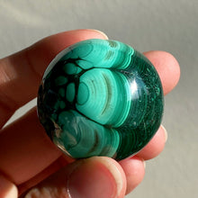 Load image into Gallery viewer, Malachite Sphere