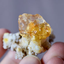 Load image into Gallery viewer, Hyalite Opal