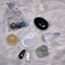 Load image into Gallery viewer, Hanukkah Crystal Countdown