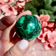 Load image into Gallery viewer, Malachite Sphere